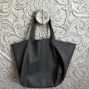 Kurt Geiger London™ Violet Horizontal Tote in Grey